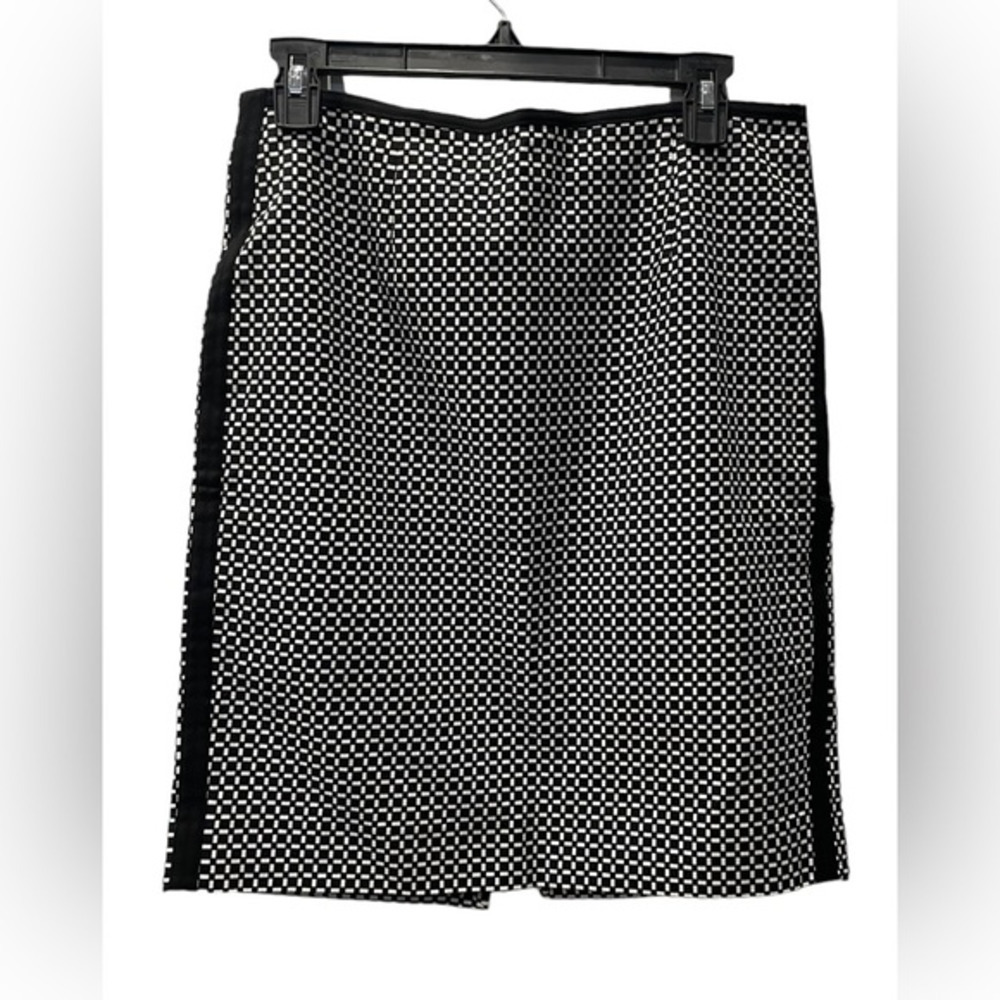 White House Black‎ Market Black White Fully Lined Skirt Size 8
